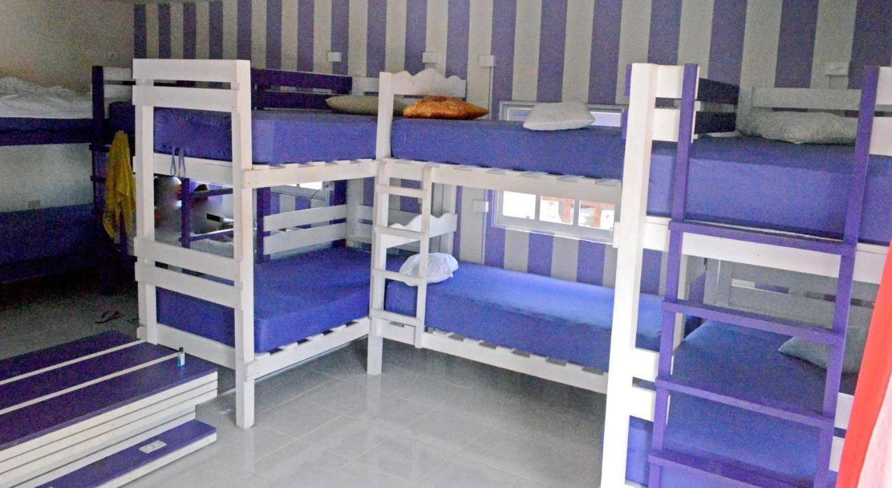 The Yak Hostel Плая-дель-Кармен Экстерьер фото